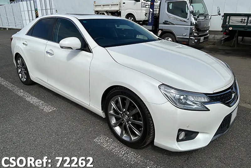 Toyota / Mark X 2015